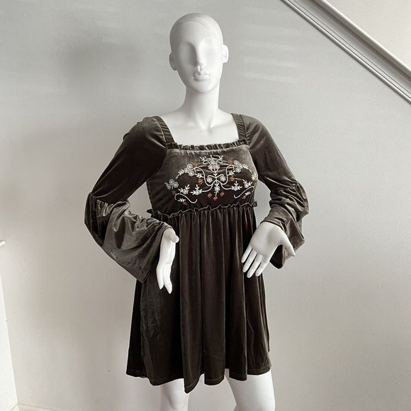 Miss Me Dress Olive Green Velvet Embroidered Bodice Bell Sleeve Mini S - Picture 11 of 12